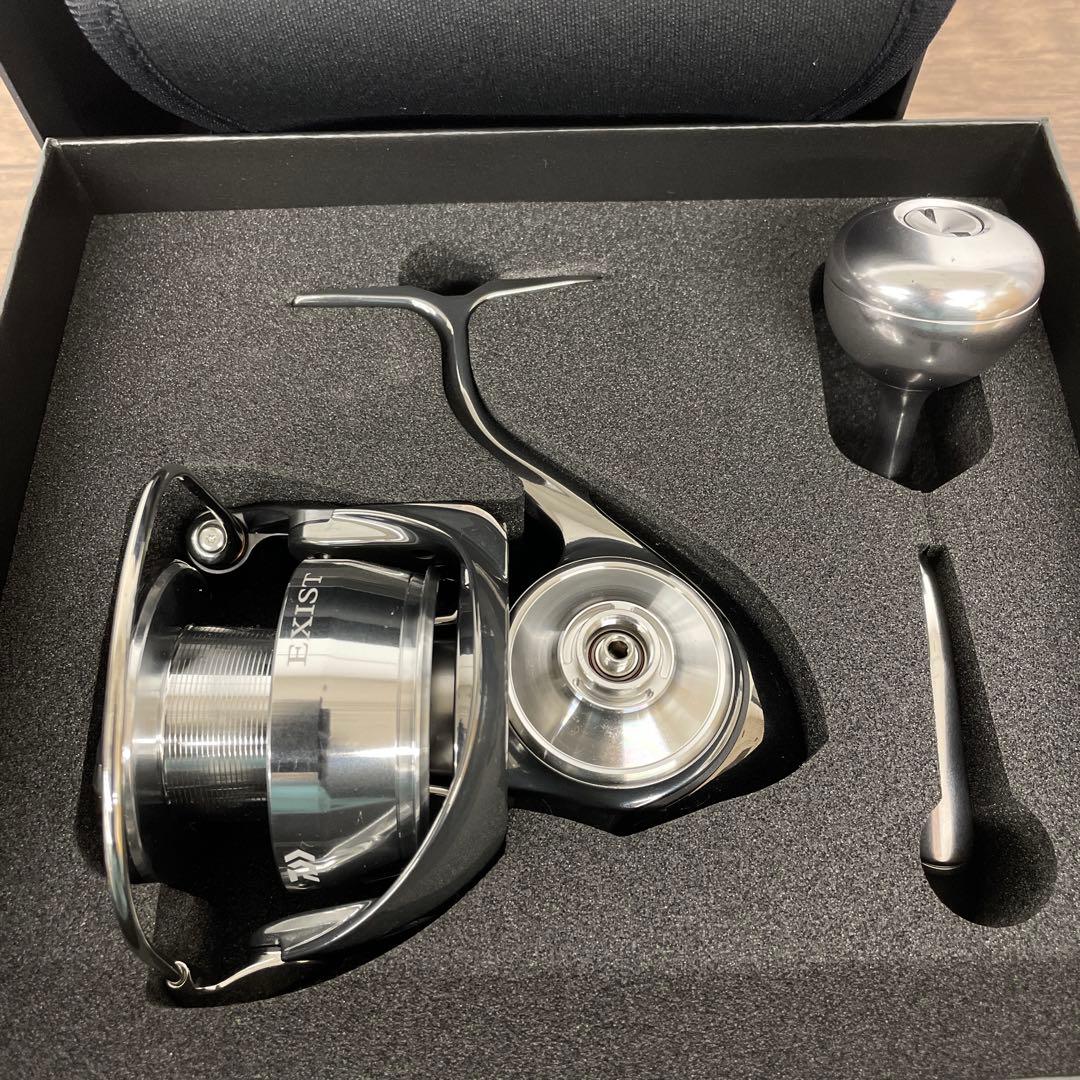 141y3 ダイワ　スピニングリール 22イグジスト LT5000-CXH