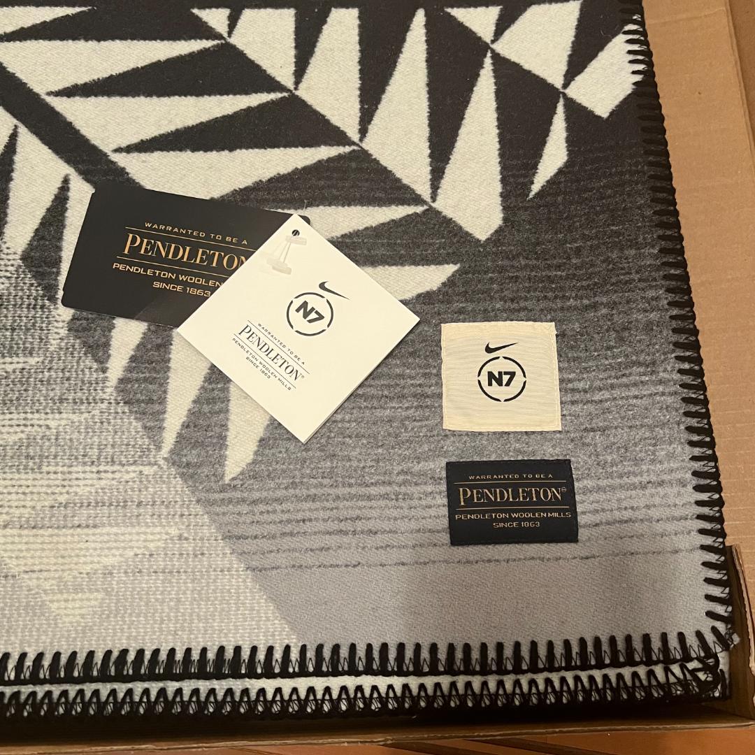 新品未使用 ペンドルトン ナイキ ブランケット USA製 希少 ひざ掛け 毛布