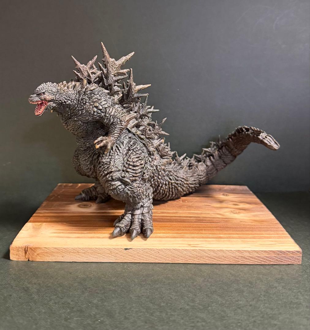 アオシマ　ゴジラ-1.0 全塗装　完成品