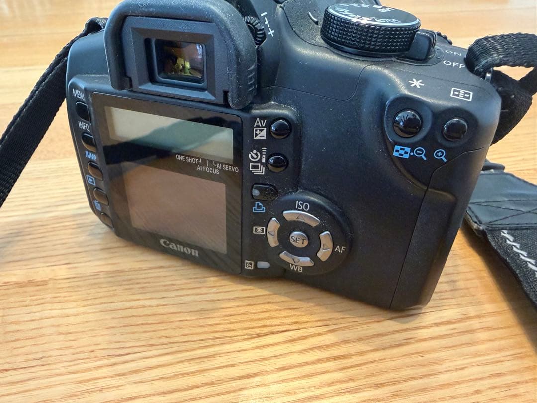 デジタルカメラ Canon EOS Kiss Digital N