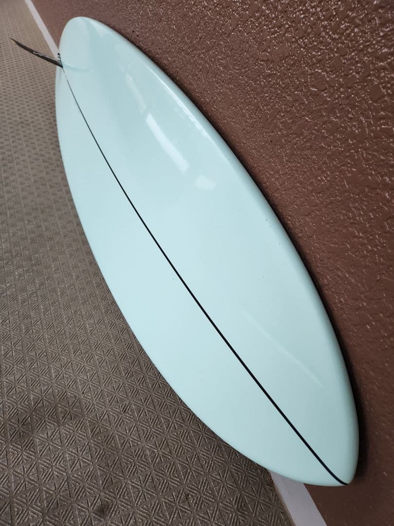 ジョエル チュダーサーフボード　ダイヤモンドエッグ6’9　サーフテック