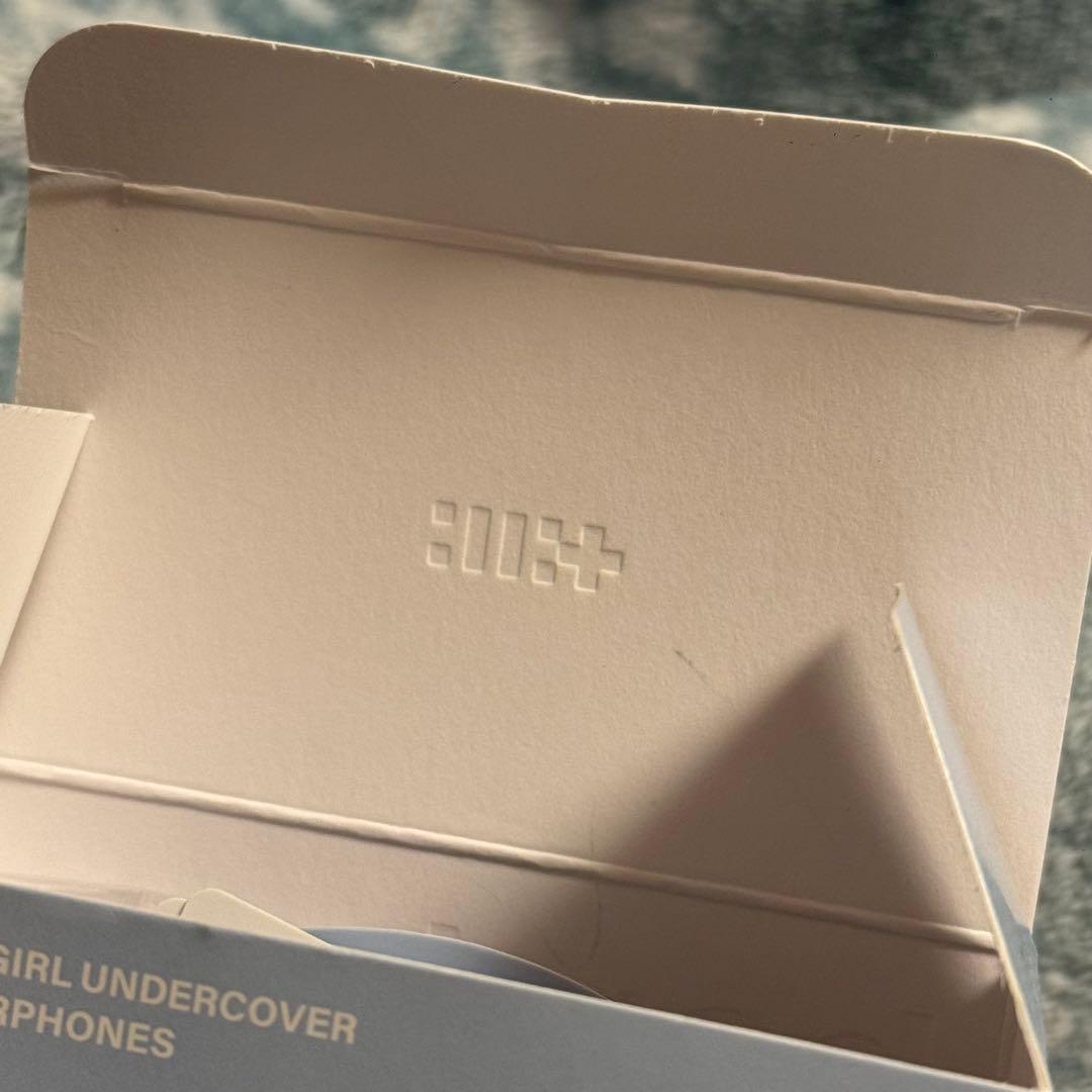 ILLIT BOMB MERCHver イヤモニ風イヤホン　未使用