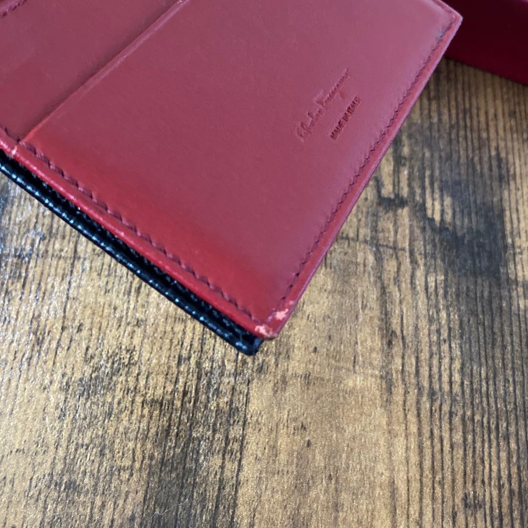 【フェラガモ 】名刺入れ 赤 Salvatore Ferragamo