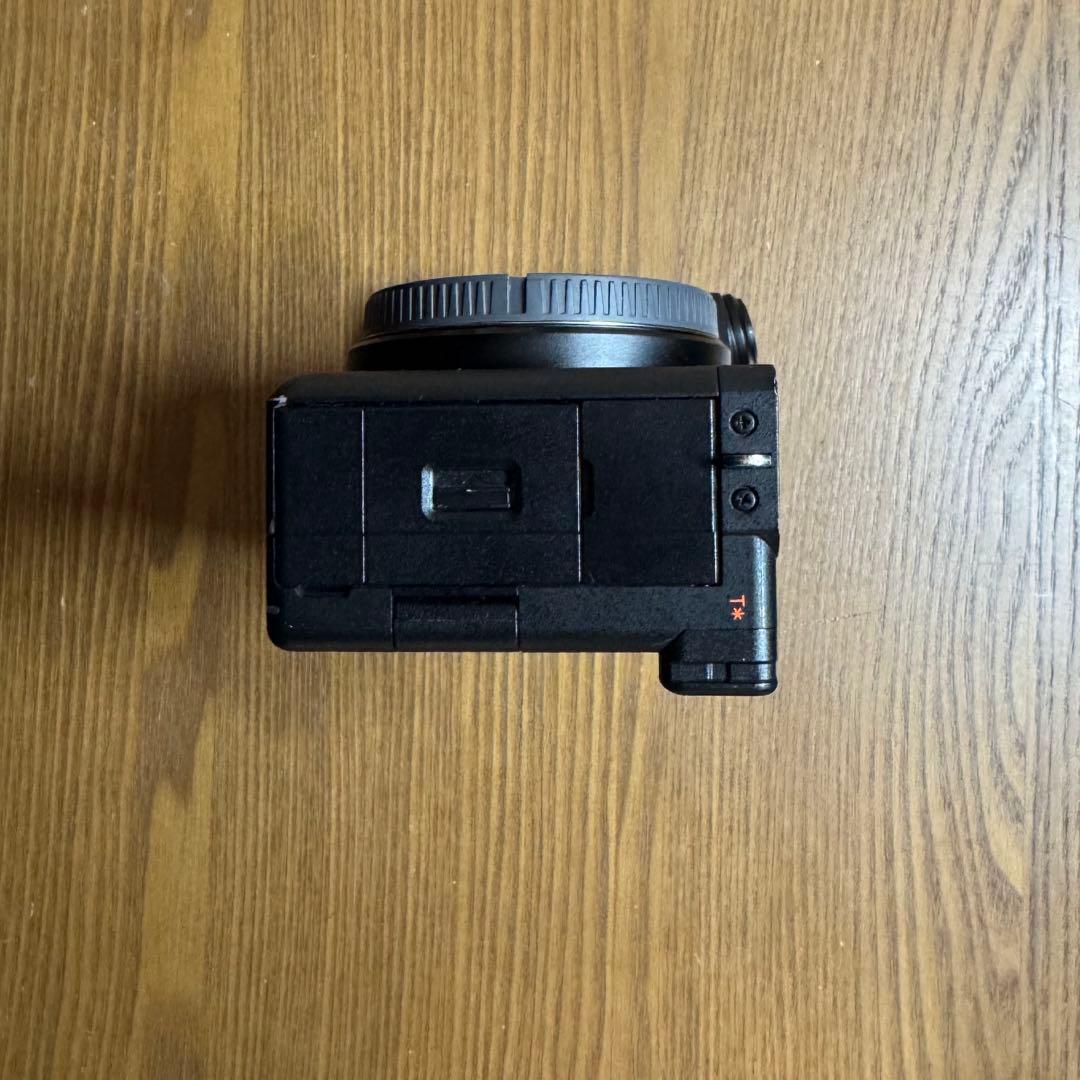 SONY α6700 本体　Gレンズ付き　おまけ付き