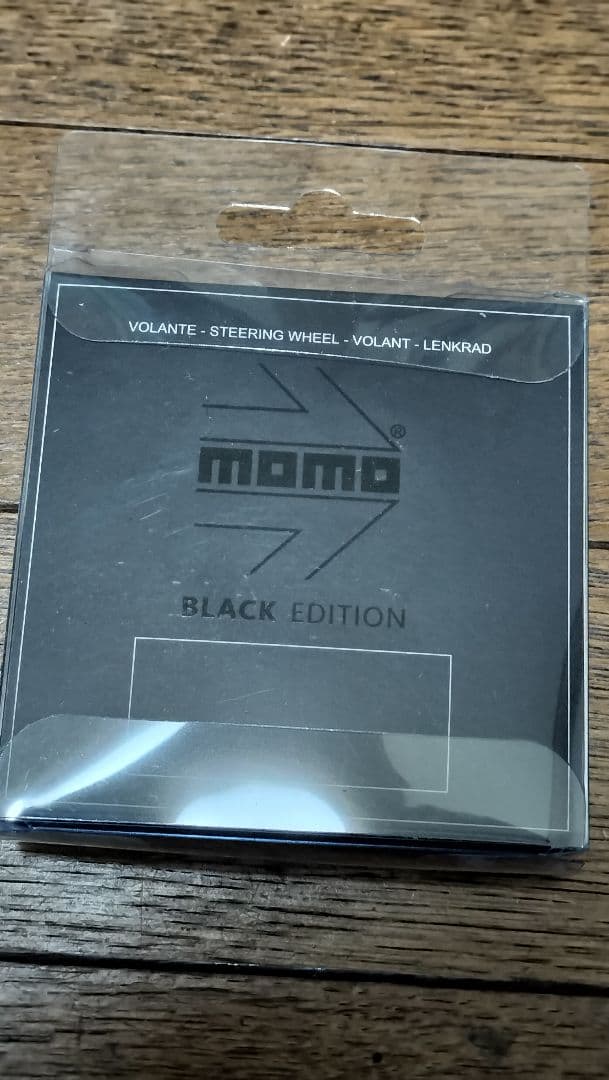 送料込み★限定モデル★MOMO60周年記念ホーンボタン★検/モモナルディ絶版旧車