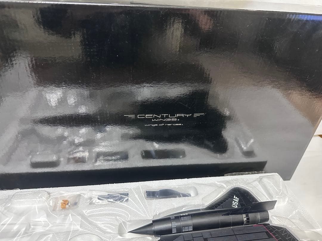 センチュリーウィングス 1/72 SR-71 ブラックバード 米空軍