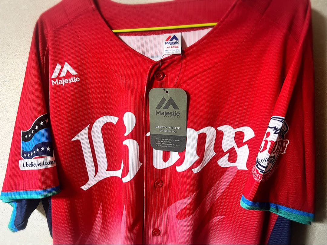 【新品未使用】埼玉西武ライオンズ 炎獅子ユニフォームXL エルネストメヒア　99