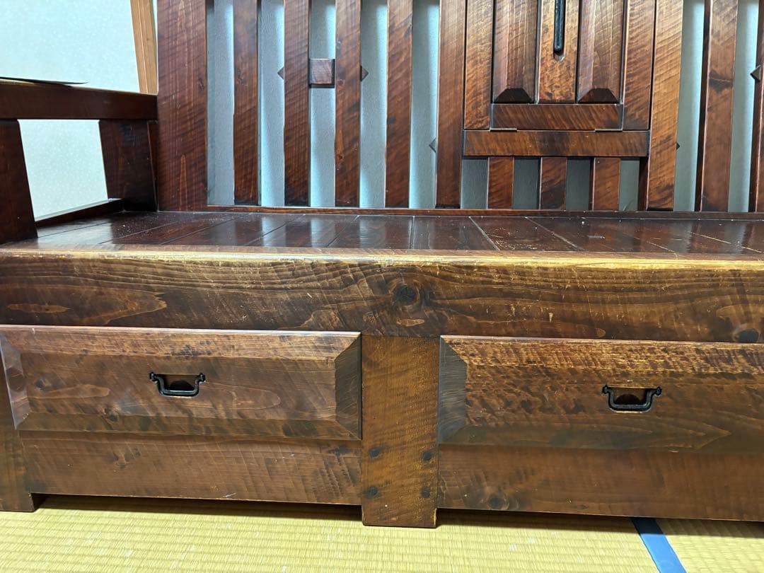 矢澤金太郎　無垢材の格子の長椅子　アンティーク