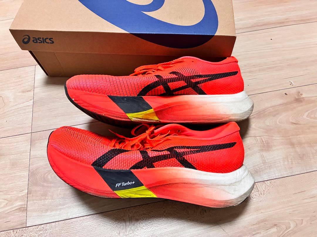 asics メタスピードエッジパリ　26.5