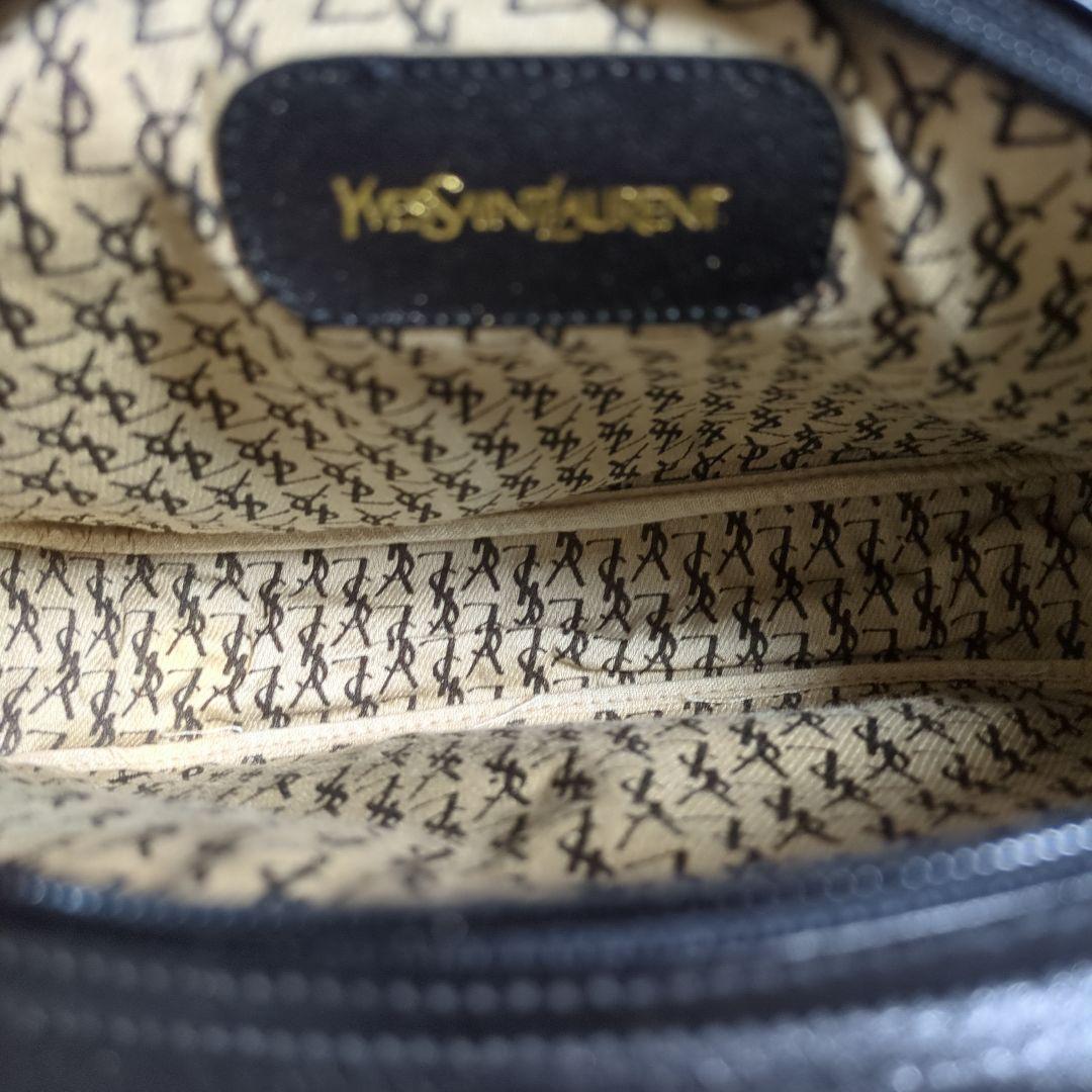 【極美品】イブサンローラン キルティングショルダーバッグ レザー 斜め掛け 黒