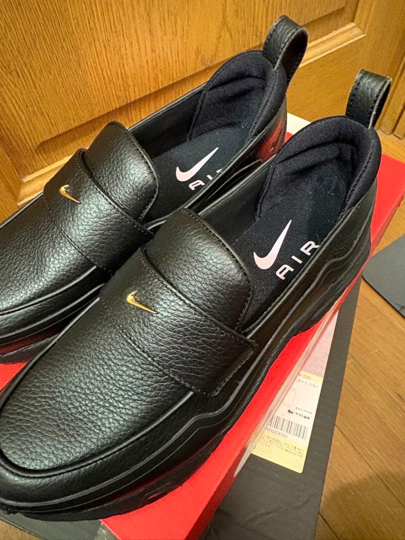 NIKE エアマックスフェノメナ 黒 24cm