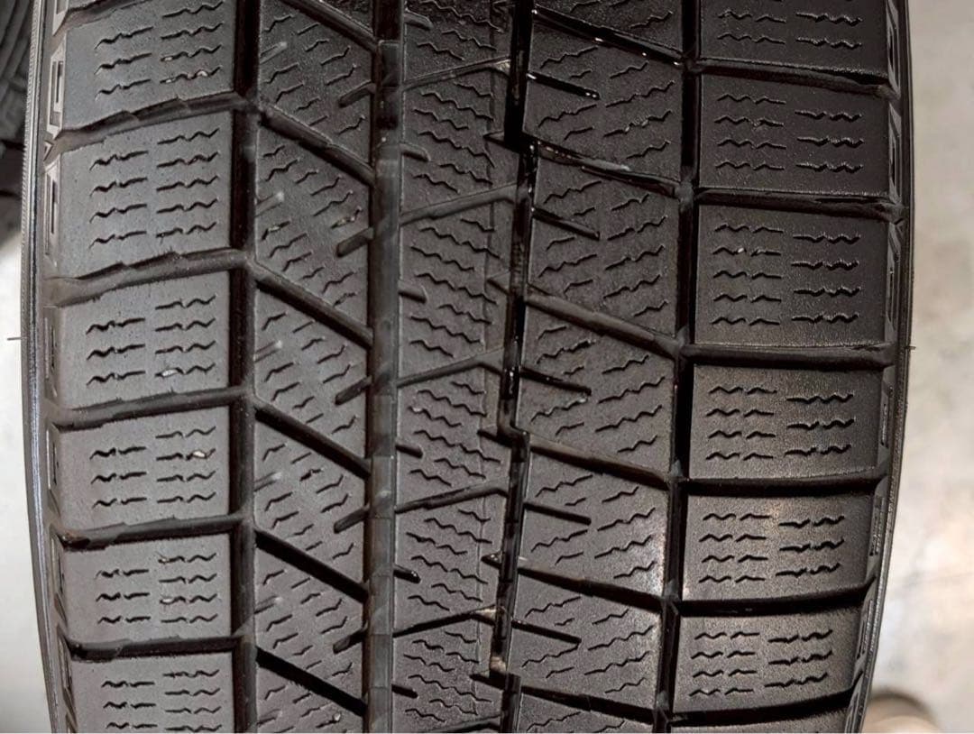 【最終値下げ】MINI F60 クロスオーバー スタッドレスタイヤホイールセット