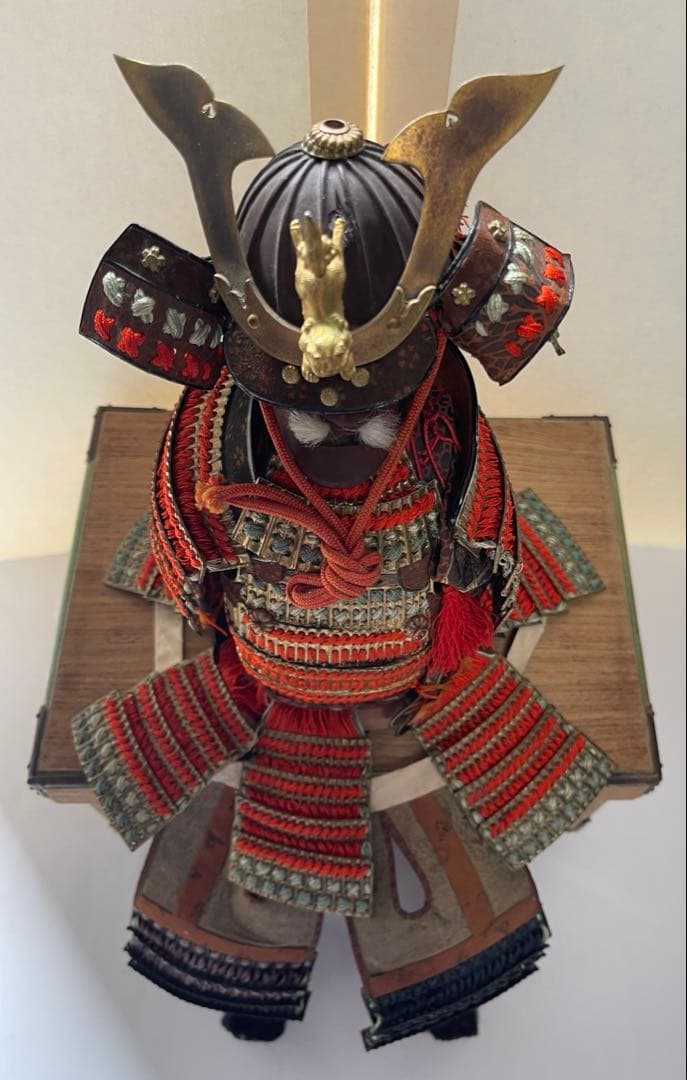 貴重！ 武者人形　武士の鎧 兜人形 75年前の日本古来の伝統的武者人形作品