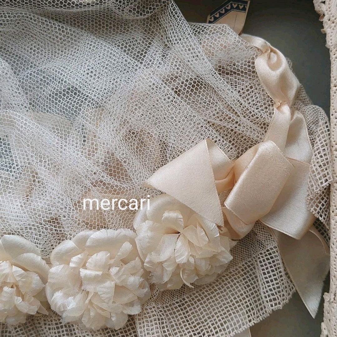 フランス製　アンティーク レースのボネ 薔薇の布花 シルクリボン