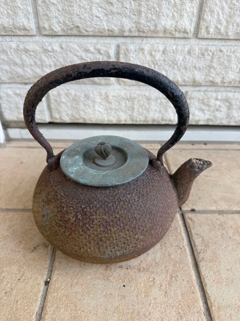 時代物 南部鉄器 鉄瓶 在銘 水漏れなし 直径20cm 古鉄瓶 茶道具 骨董