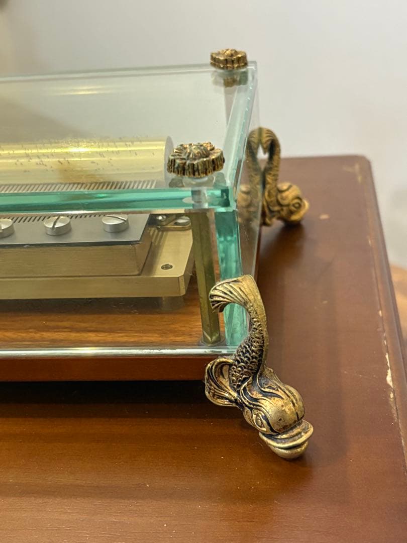 最高峰 REUGE ガラスオルゴール 144弁３曲演奏入り　リュージュ　共鳴台