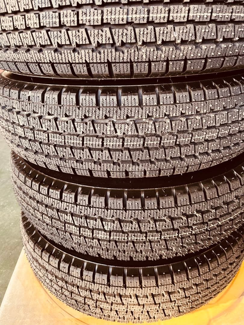 ブリヂストン スタッドレスタイヤ 12インチ ホイールセット