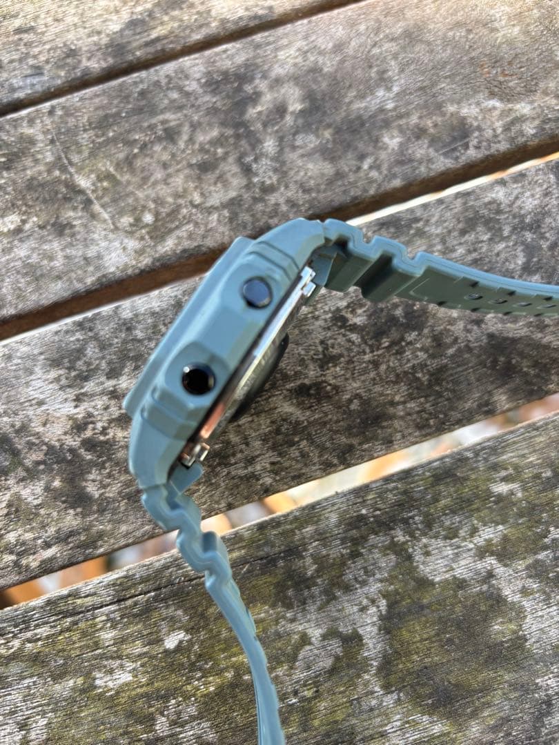 CASIO G-SHOCK DW-H5600 ブルー 充電器付き