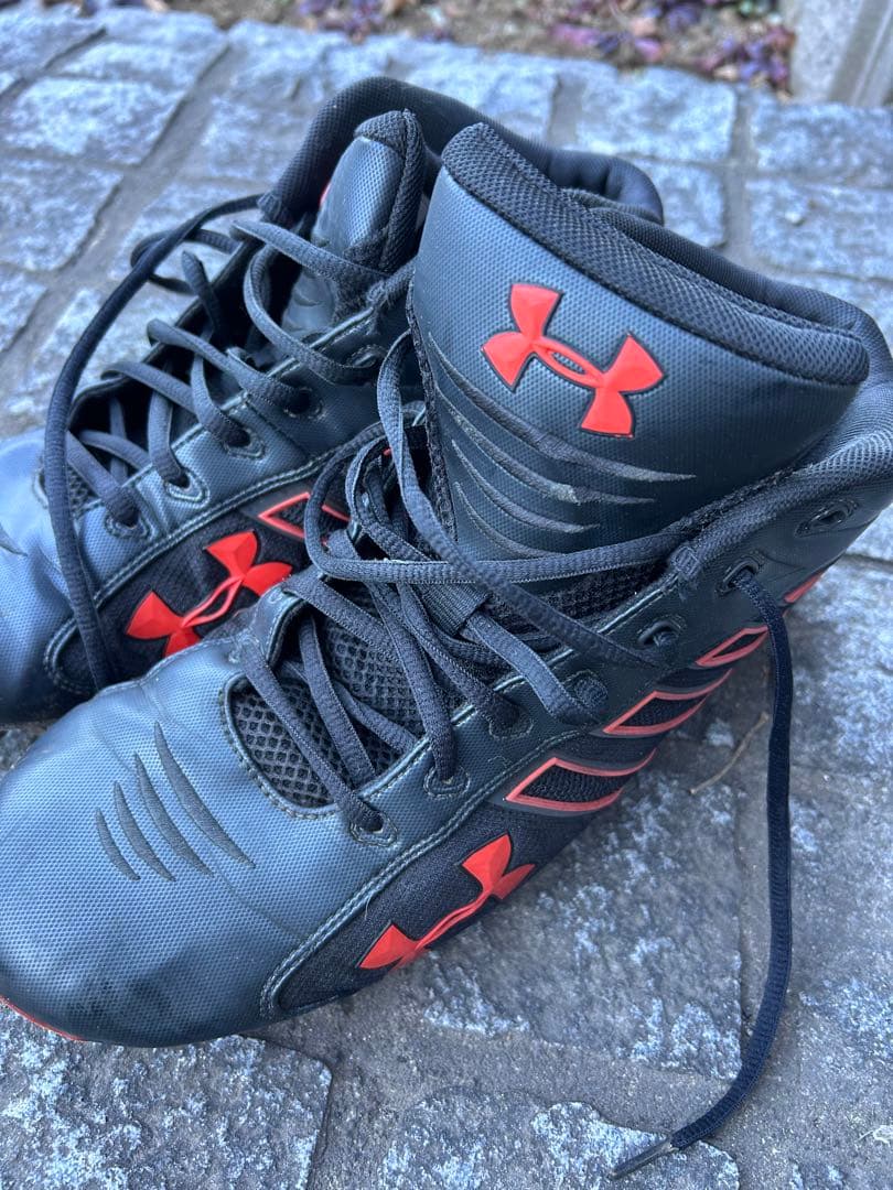 Under Armour ミドルスパイクシューズ 黒/オレンジ