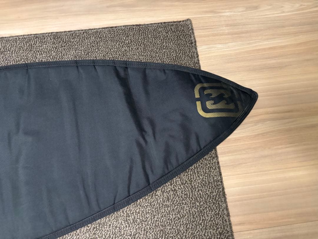 ★送料無料・美品★お洒落　ビラボン　サーフボードハードケース　サーフィン