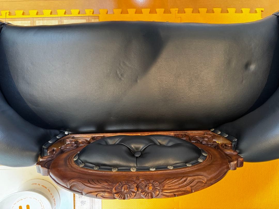 アンティーク黒革ソファ（ドール用）お値引中