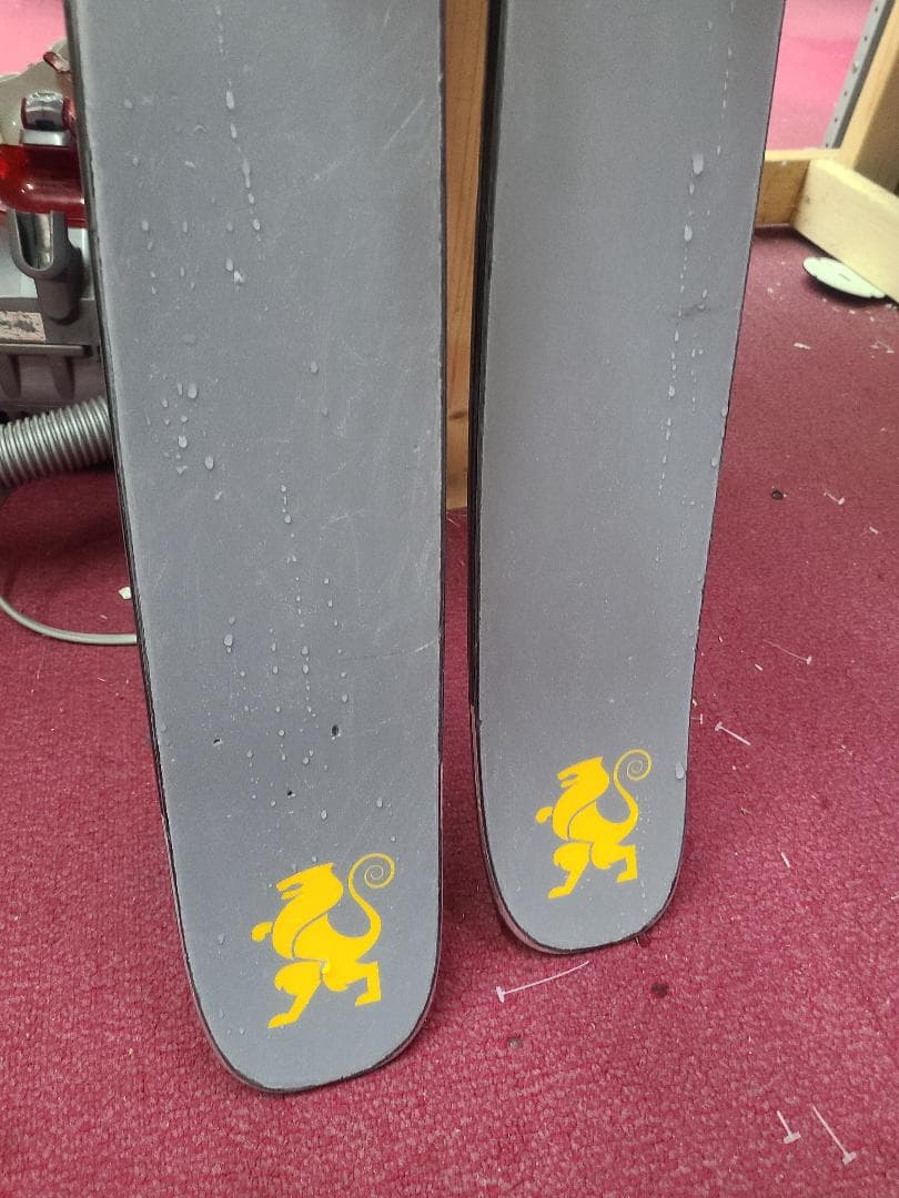 192 DPS ウェイラー 115 + L TOUR F12 + G3 シール