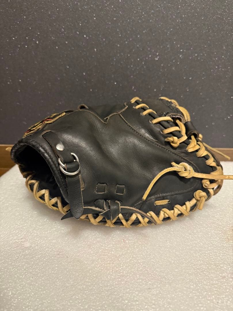 ★人気★ ゼット プロステイタス 硬式用キャッチャーミット 全紐交換済
