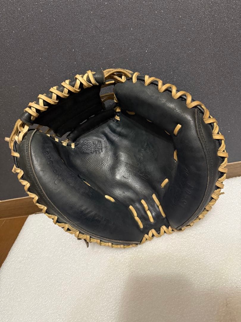 ★人気★ ゼット プロステイタス 硬式用キャッチャーミット 全紐交換済