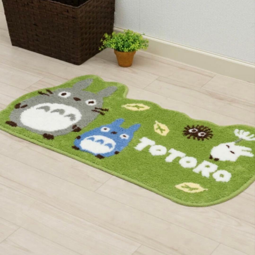 ２枚セット　ジブリ　となりのトトロ　ネコバス　アクセントマット　新品