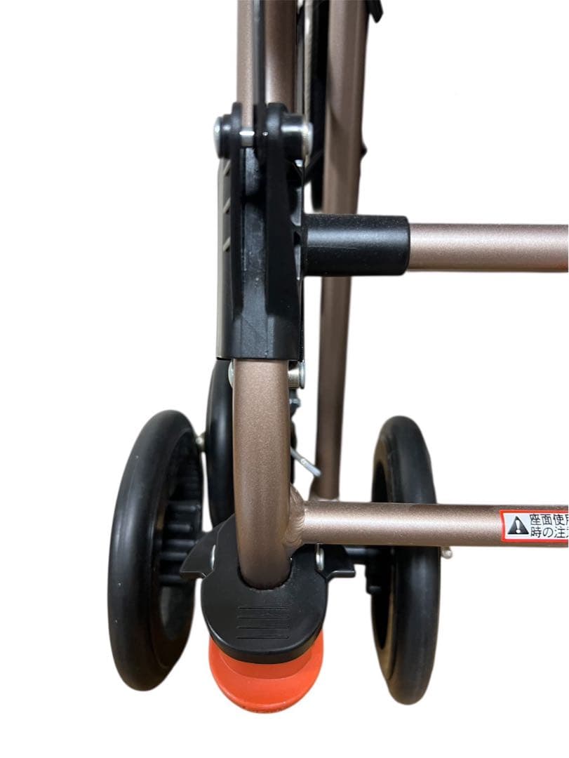 美品 TacaoF 幸和製作所 シルバーカー CPS02