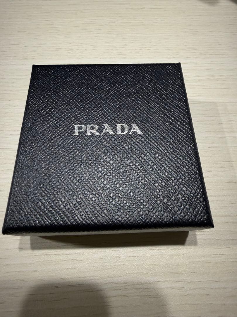 PRADA プレックス　ヘアクリップ　バレッタ