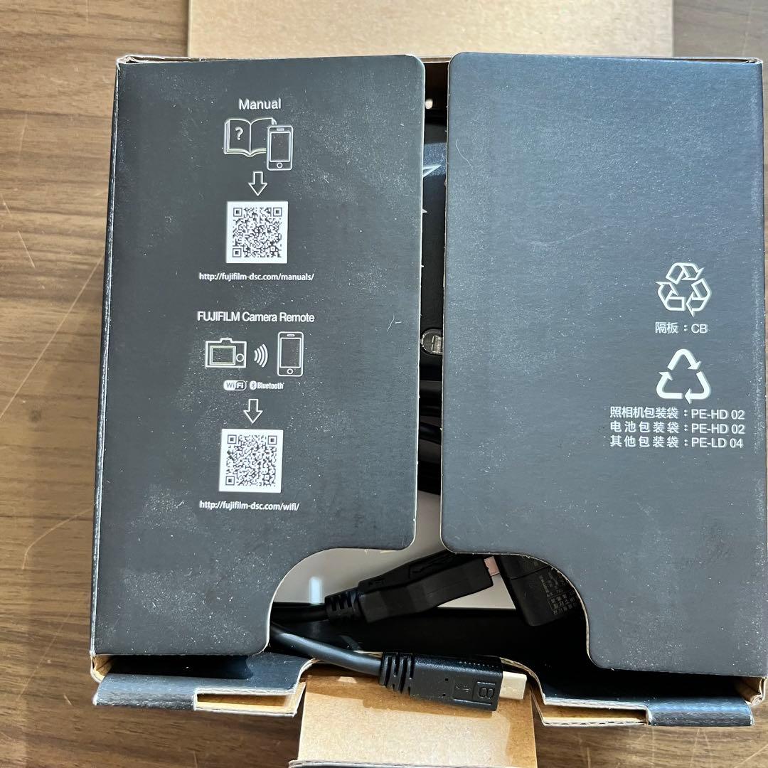 FUJIFILM FINEPIX XP140 デジタルカメラ