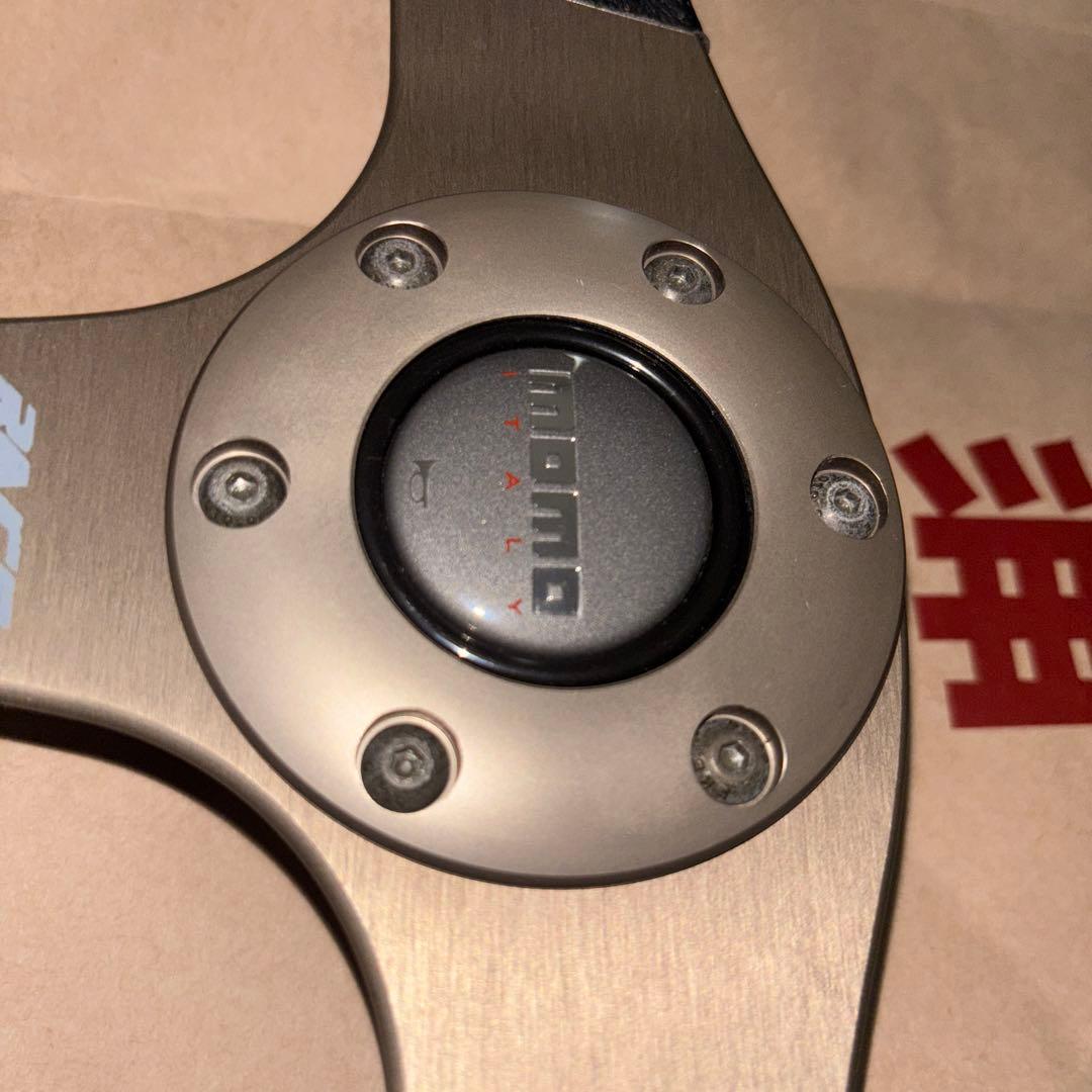 momo ステアリング RACE 350mm