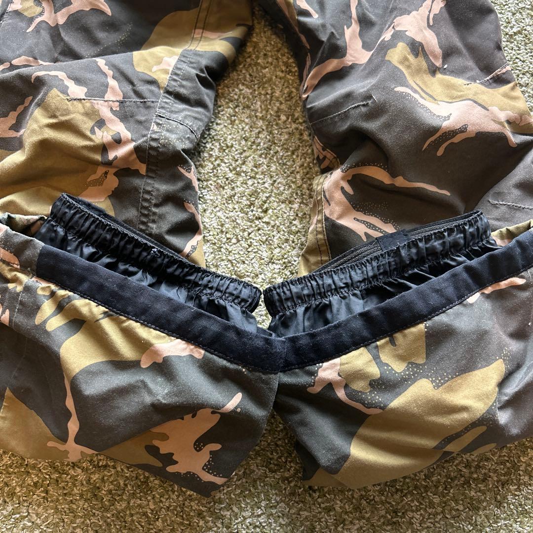 BURTONスノーボードウェアキッズ　S