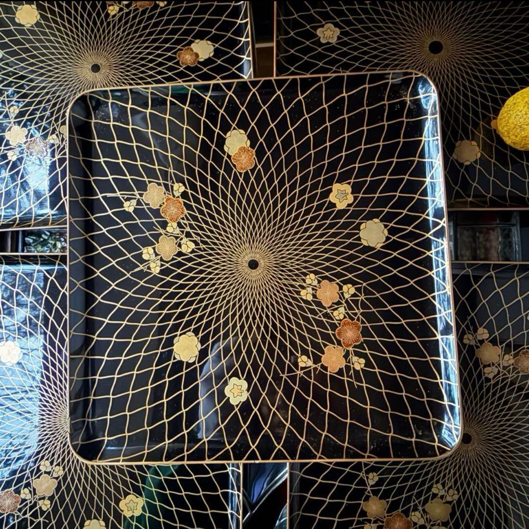 I様へ感謝お嫁入り‼️JAPAN貴人の蒔絵懐石膳2客➕1と塗師松ぼっくり木皿10客