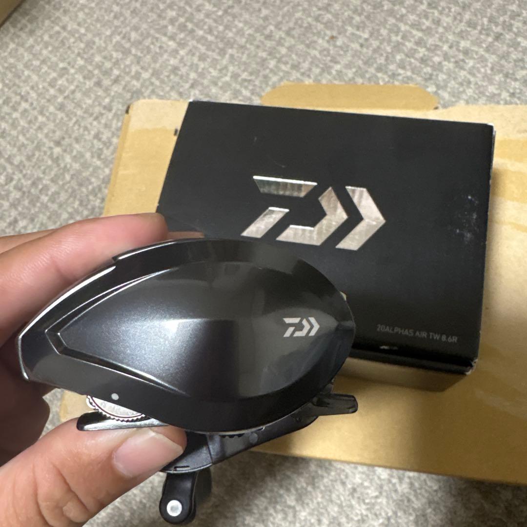 DAIWA 20 ALPHAS AIR TW 8.6R ベイトリール