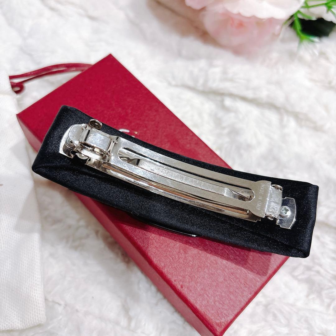 【極美品】 サルヴァトーレフェラガモ ビジュー バレッタ 黒ブラック