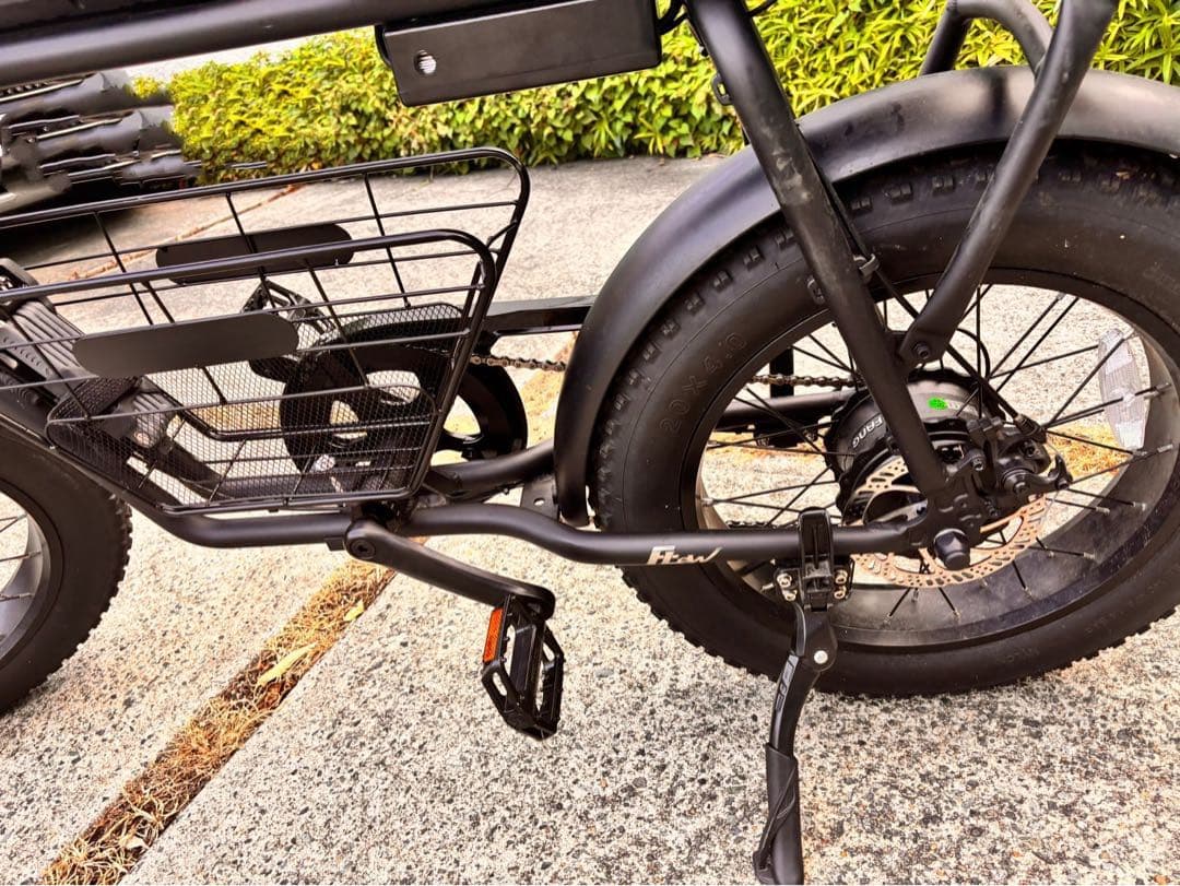 【走行50km未満・トルクセンサー搭載・カスタム有】FLOW BIKE 正規品