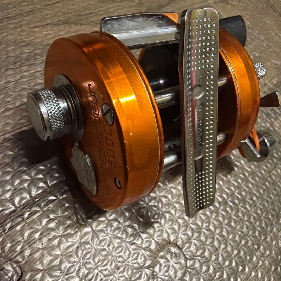 ABUアンバサダー1500cサンセットオレンジ　復刻モデル