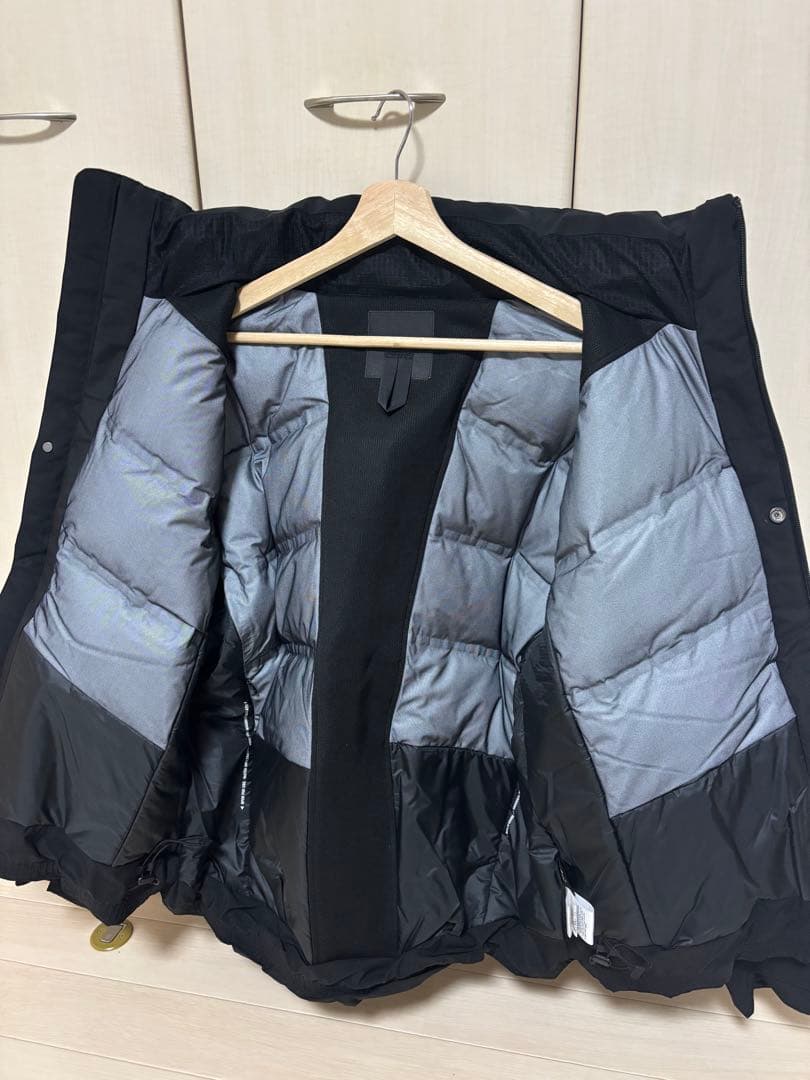 ゴアテックス ハイブリッド インシュレーテッドジャケット