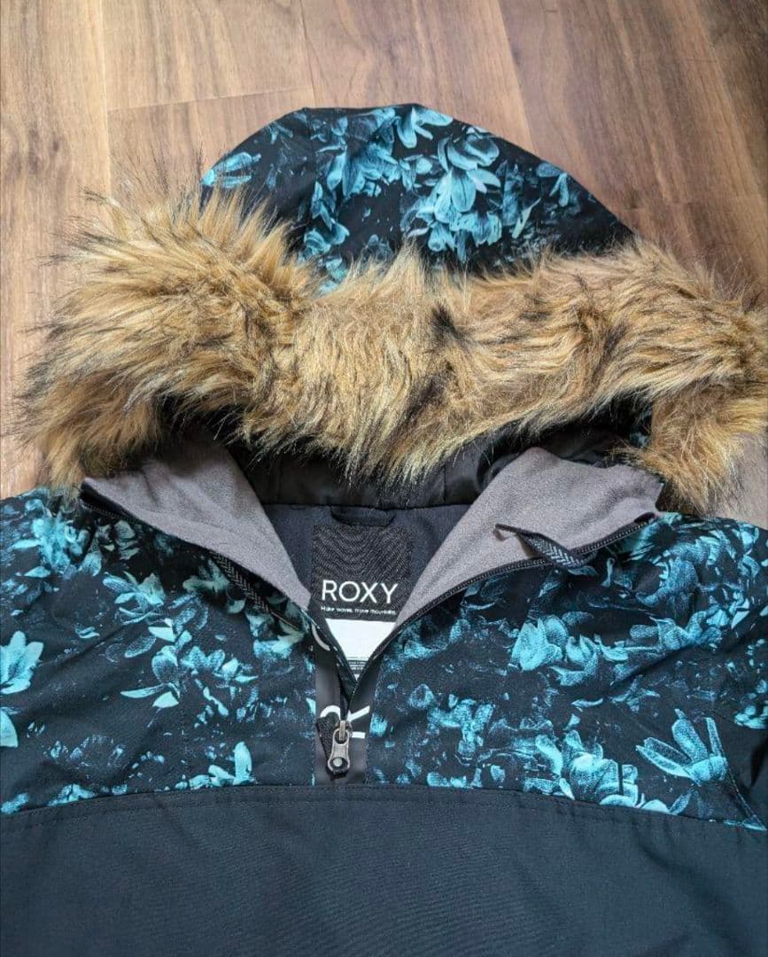 新品　ROXY　ロキシー　 スキーウェア　スノーボードウェア レディース