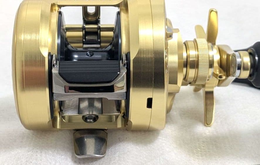 S*u様 ⭐超極上美品⭐ 23CALCUTTA CONQUEST MD 300X