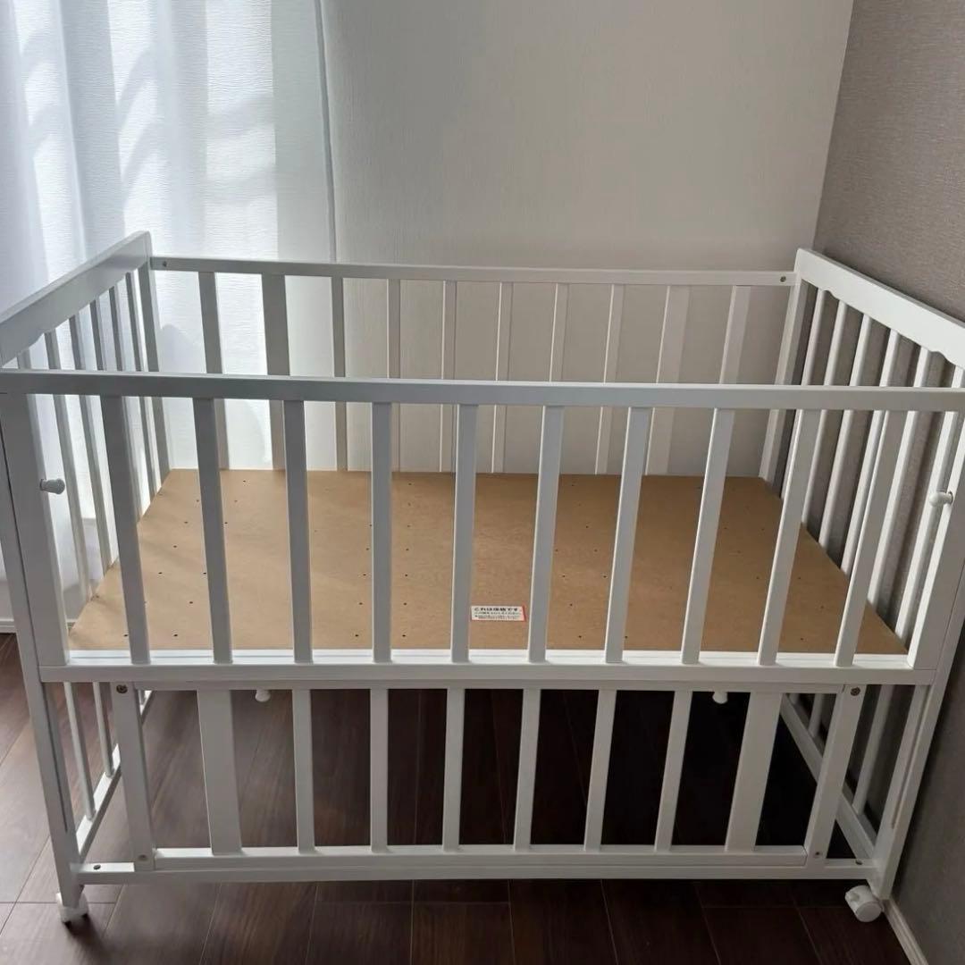 ヤトミ　ベビーベッド　オリーブ　レギュラーサイズ