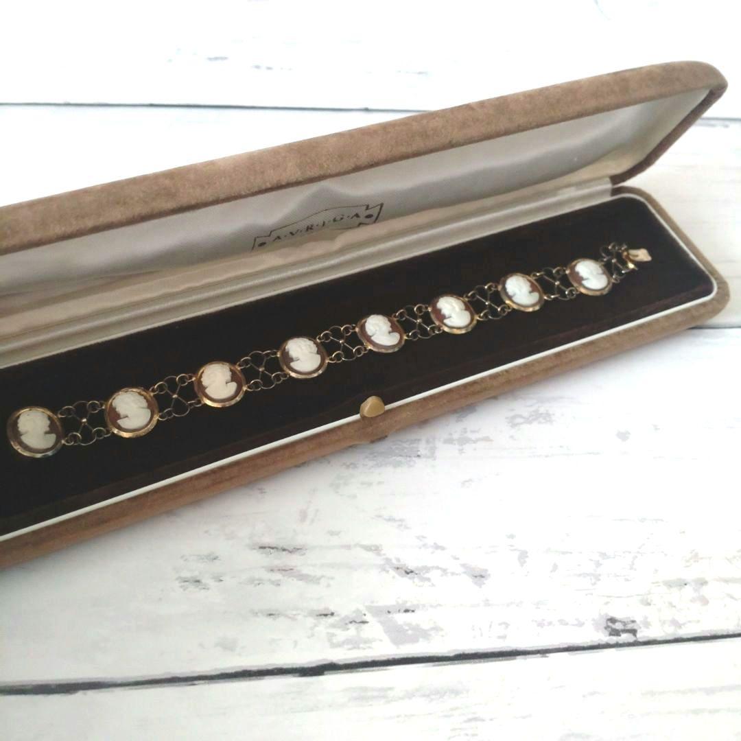 年代物　AVRIGA ROMA 　カメオ調 ブレスレット　カメオ