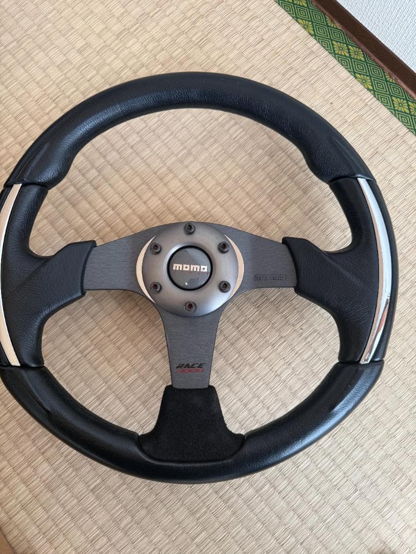MOMO スポーツステアリング 本体　RACE3000
