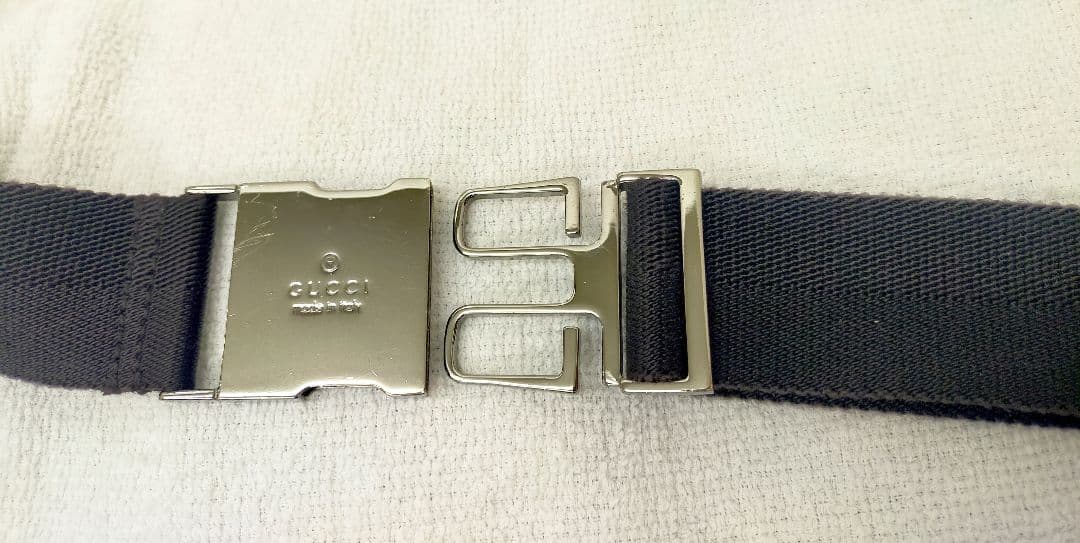 GUCCI グッチ GGキャンバス ボディバッグ レザー ブラウンベージュ