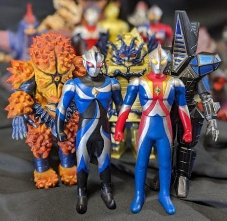 ウルトラマンコスモス＆登場怪獣・宇宙人ソフビフィギュア（バンダイ）41体セット＋