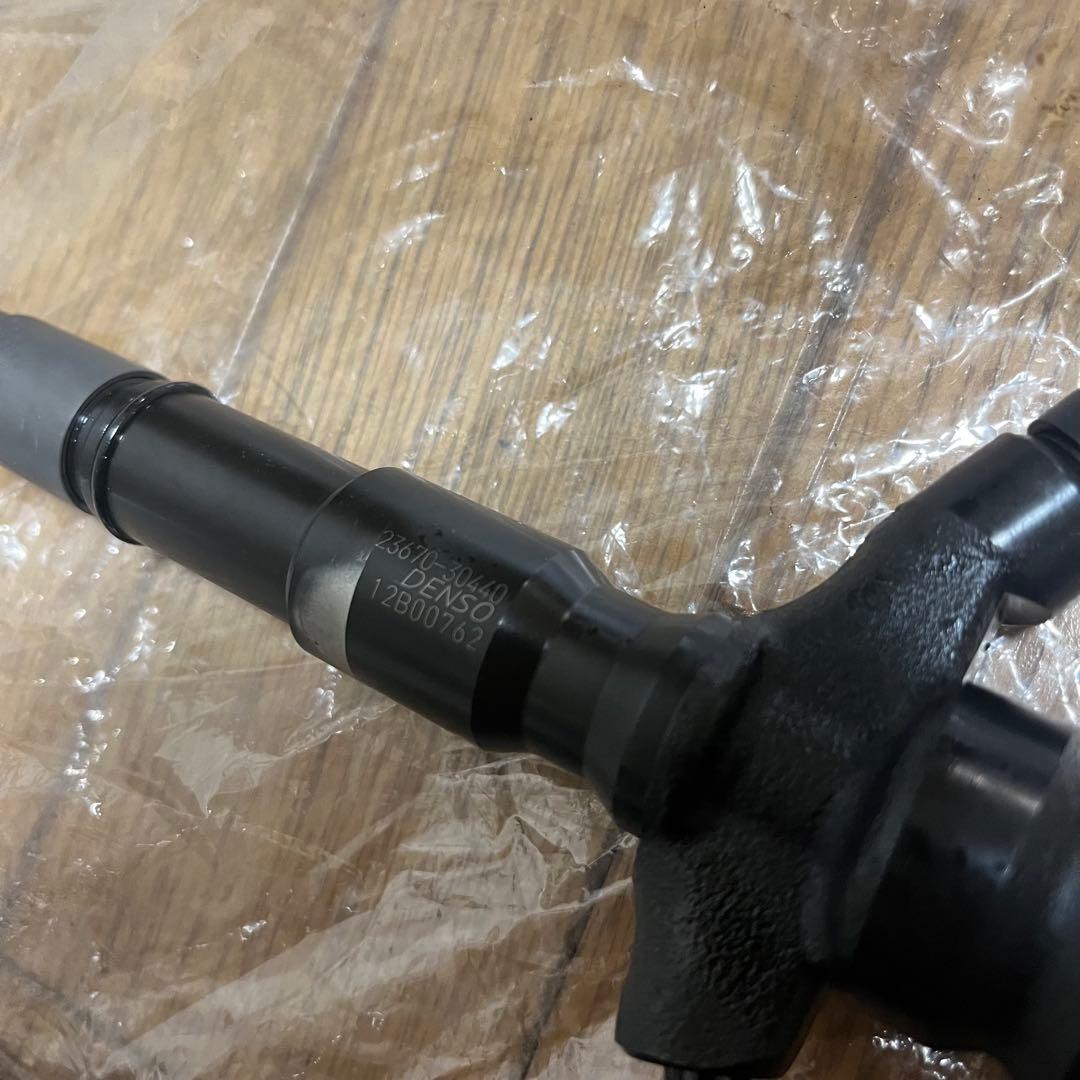 ハイエース レジアスエース インジェクター 4本セット