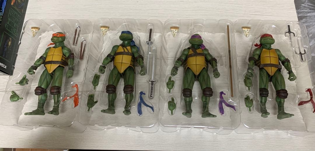 NECA タートルズ