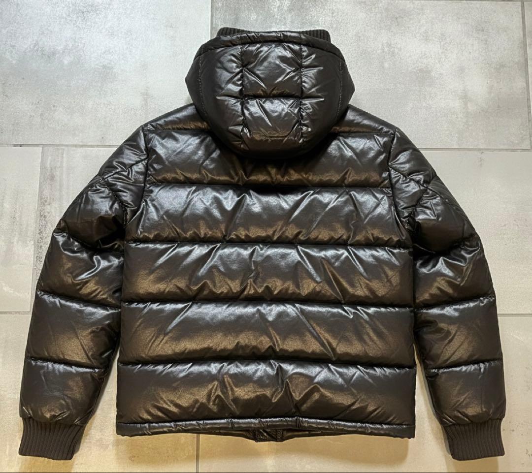 美品DUVETICA（デュベティカ）POLLUCE ブラックダウンジャケット50